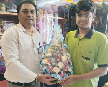 Allen student Himanshu Shekhar tops WB JEE