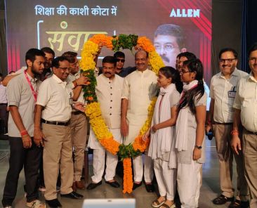 Union Education Minister interacted with students in ALLEN